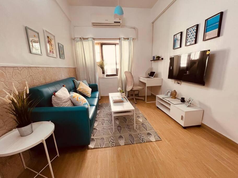 Casa Bella, Near Hinduja Hospital By Connekt Homes Мумбай Екстериор снимка