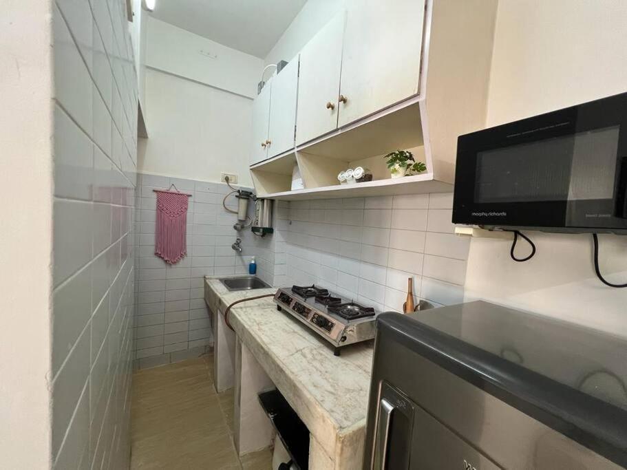 Casa Bella, Near Hinduja Hospital By Connekt Homes Мумбай Екстериор снимка